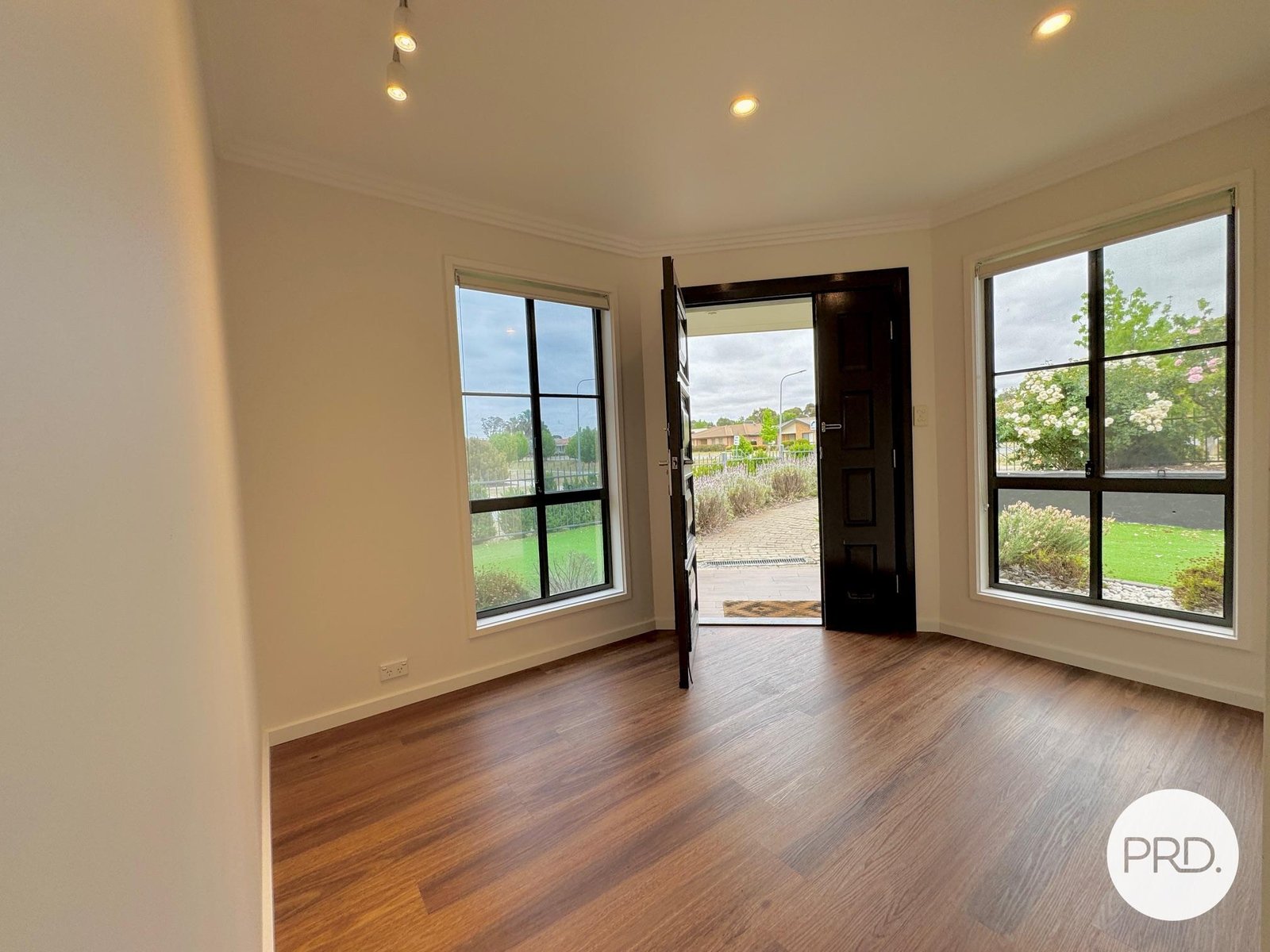 22 Mary Gillespie Avenue GUNGAHLIN 2