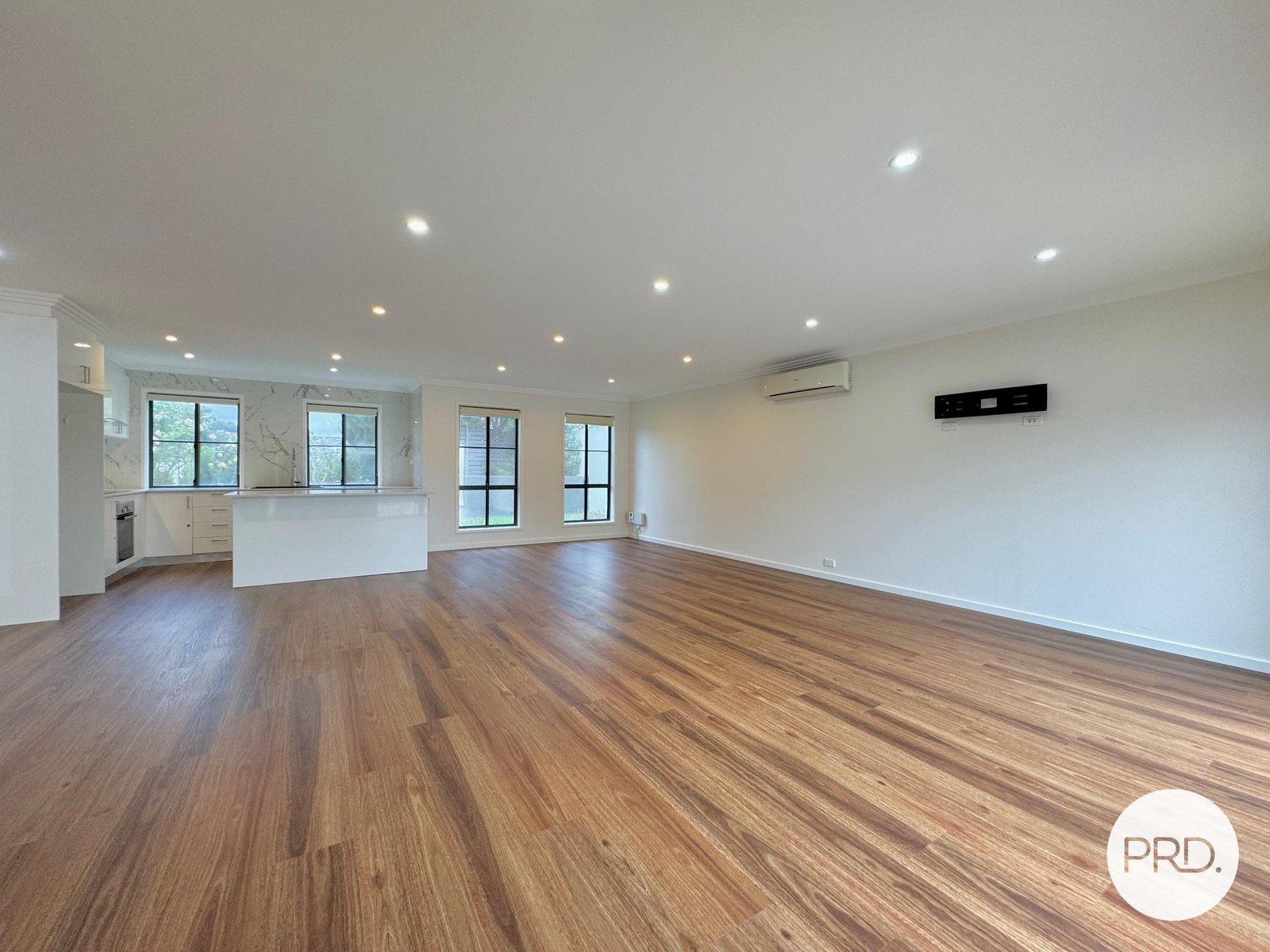 22 Mary Gillespie Avenue GUNGAHLIN 3