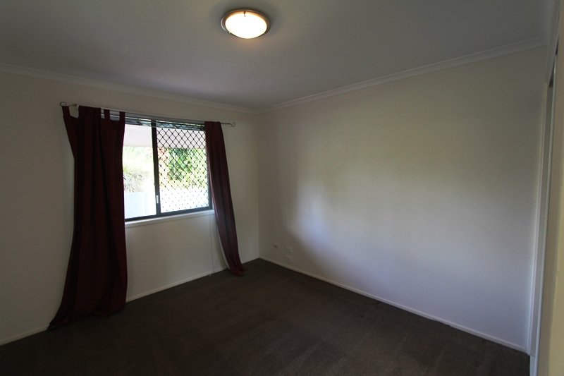 22 McCowan Street ASHMORE 6