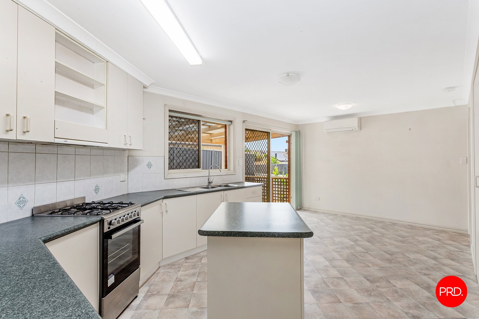 22 McGowan Street LONG GULLY 8