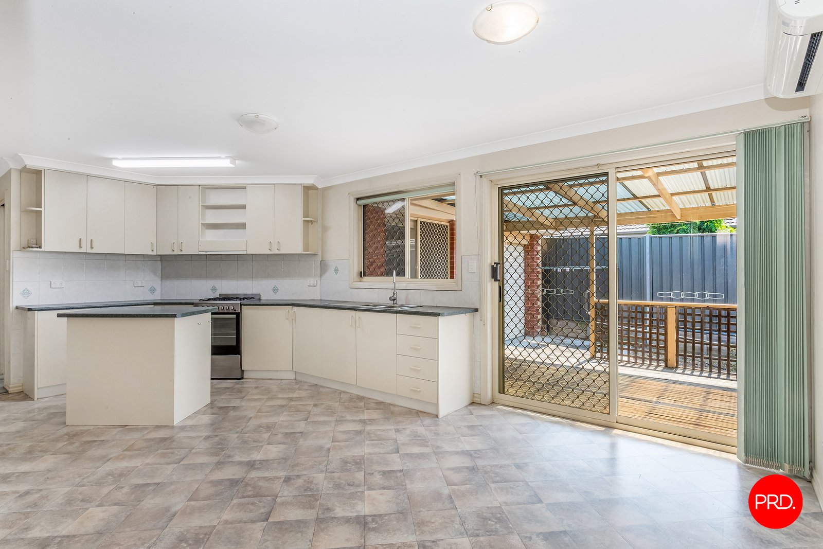 22 McGowan Street LONG GULLY 9