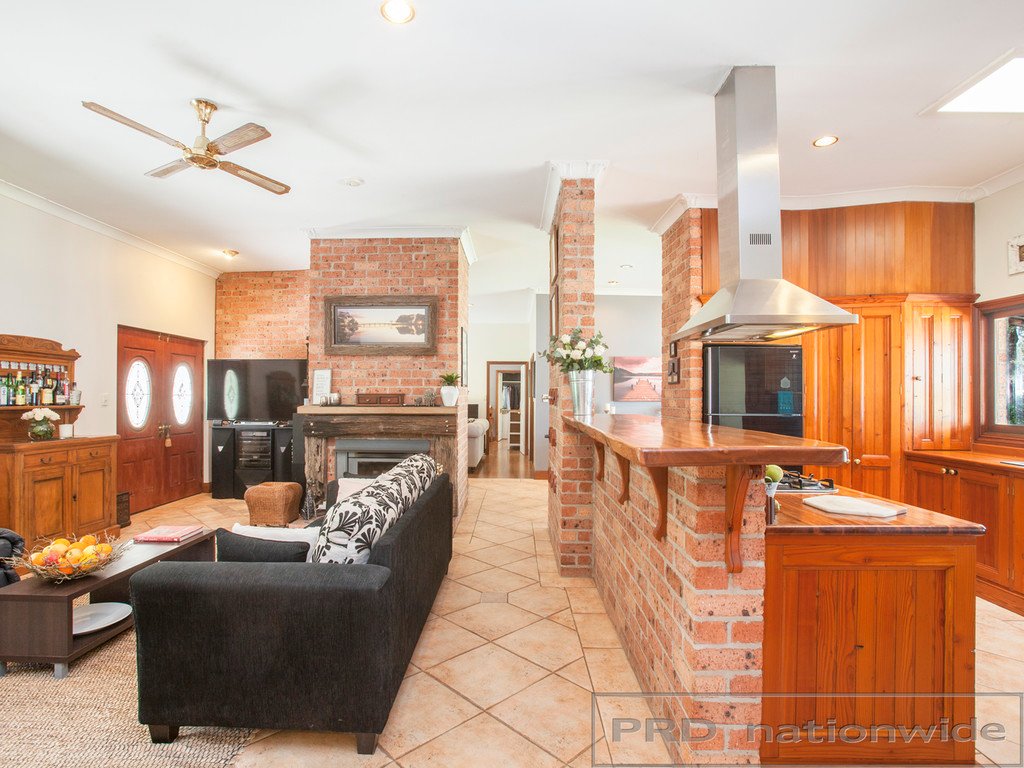 22 Merindah Close BRANDY HILL 8