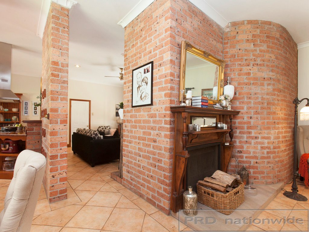 22 Merindah Close BRANDY HILL 17