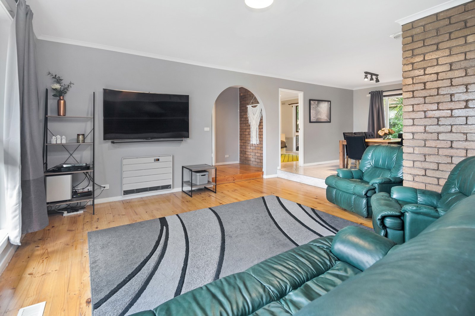 Gallery: 22 Midlands Drive