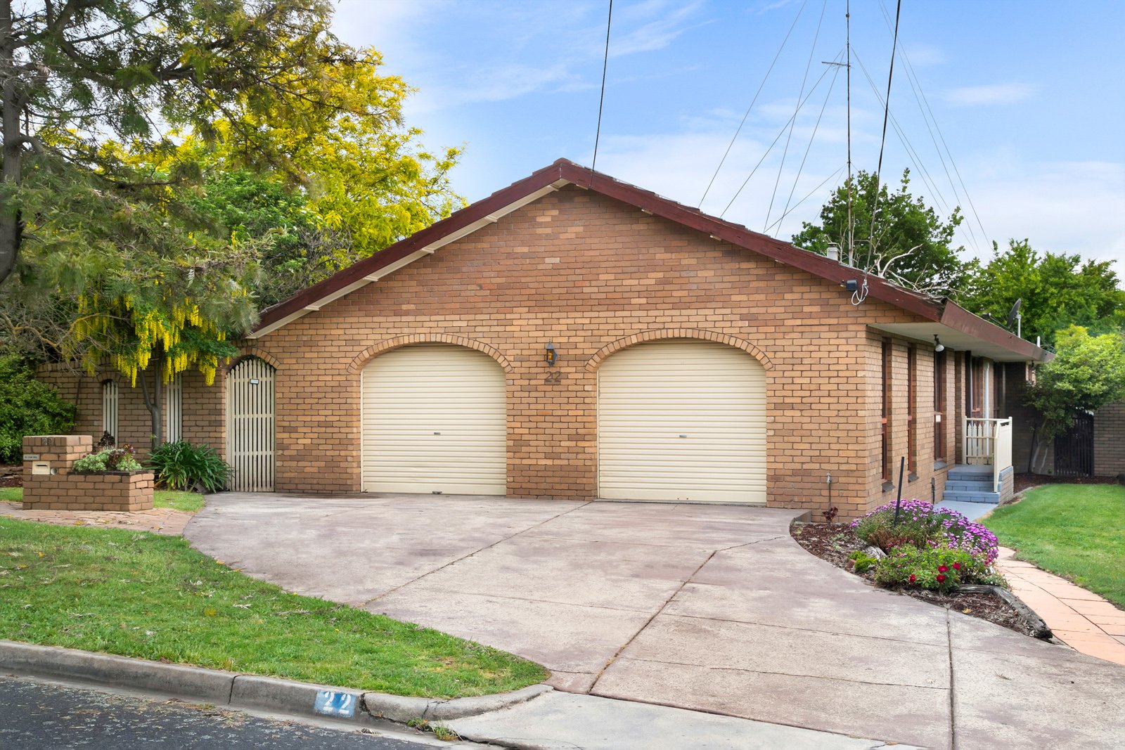 22 Midlands Drive, Ballarat North VIC