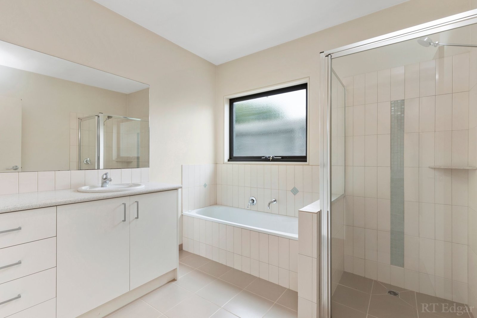 Real Estate and Property in 22 Milborne Drive, Ocean Grove, VIC