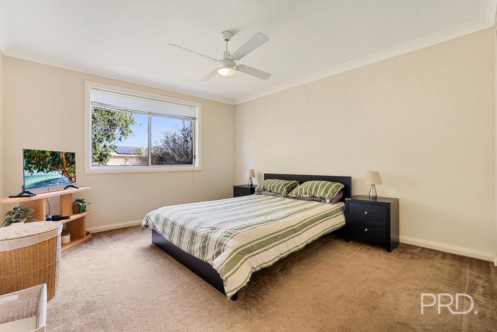 2/2 Minimbah Close TAMWORTH 13