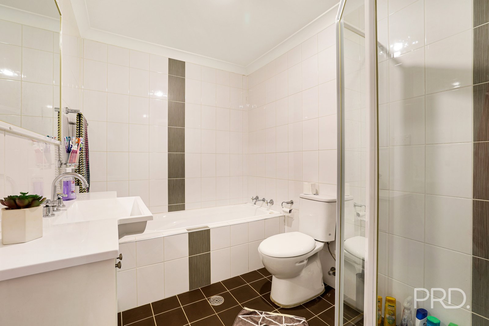 2/2 Minimbah Close TAMWORTH 14