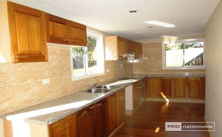 22 Minnie Street (Downstairs House) SOUTHPORT 5