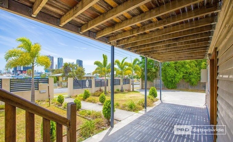 22 Minnie Street SOUTHPORT 2