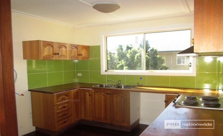 22 Minnie Street SOUTHPORT 3