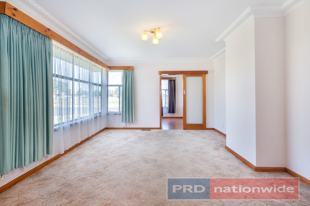 22 Montgomery Street WENDOUREE 4