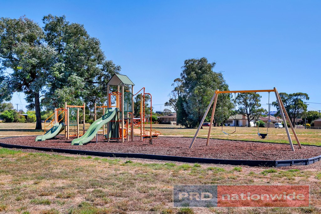 22 Montgomery Street WENDOUREE 8