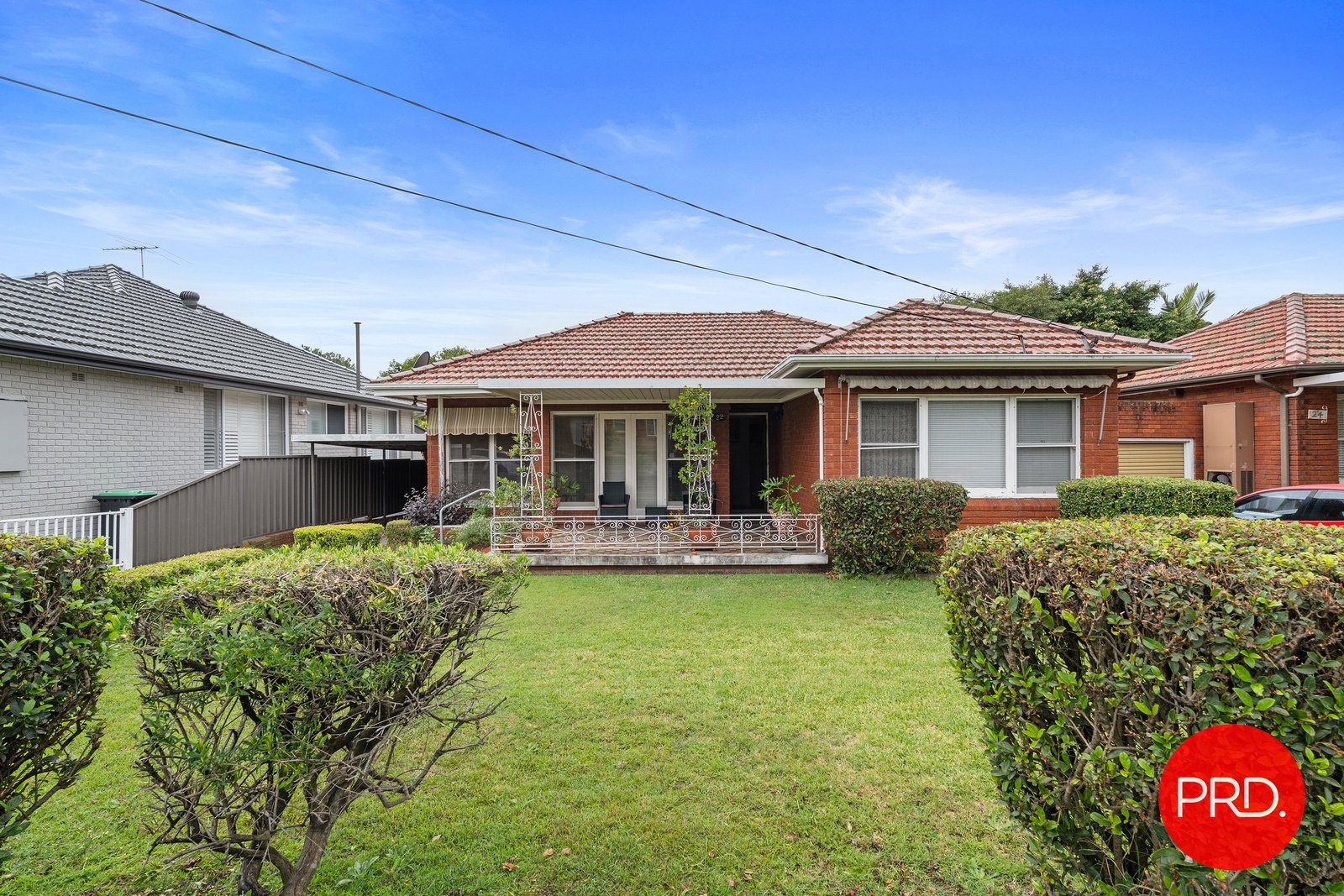 22 Moorefield Avenue KOGARAH 1