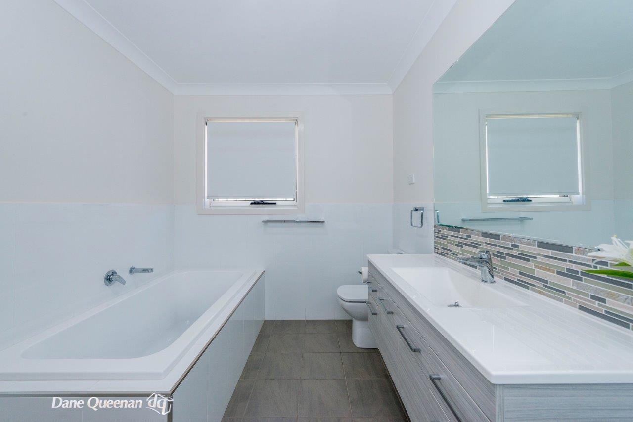 22 Mooring Avenue CORLETTE 26