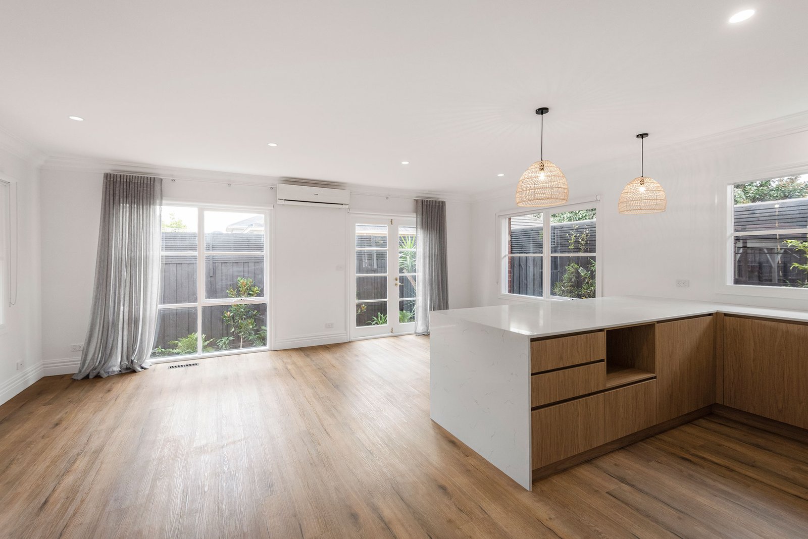 Gallery: 2/2 Munro Street