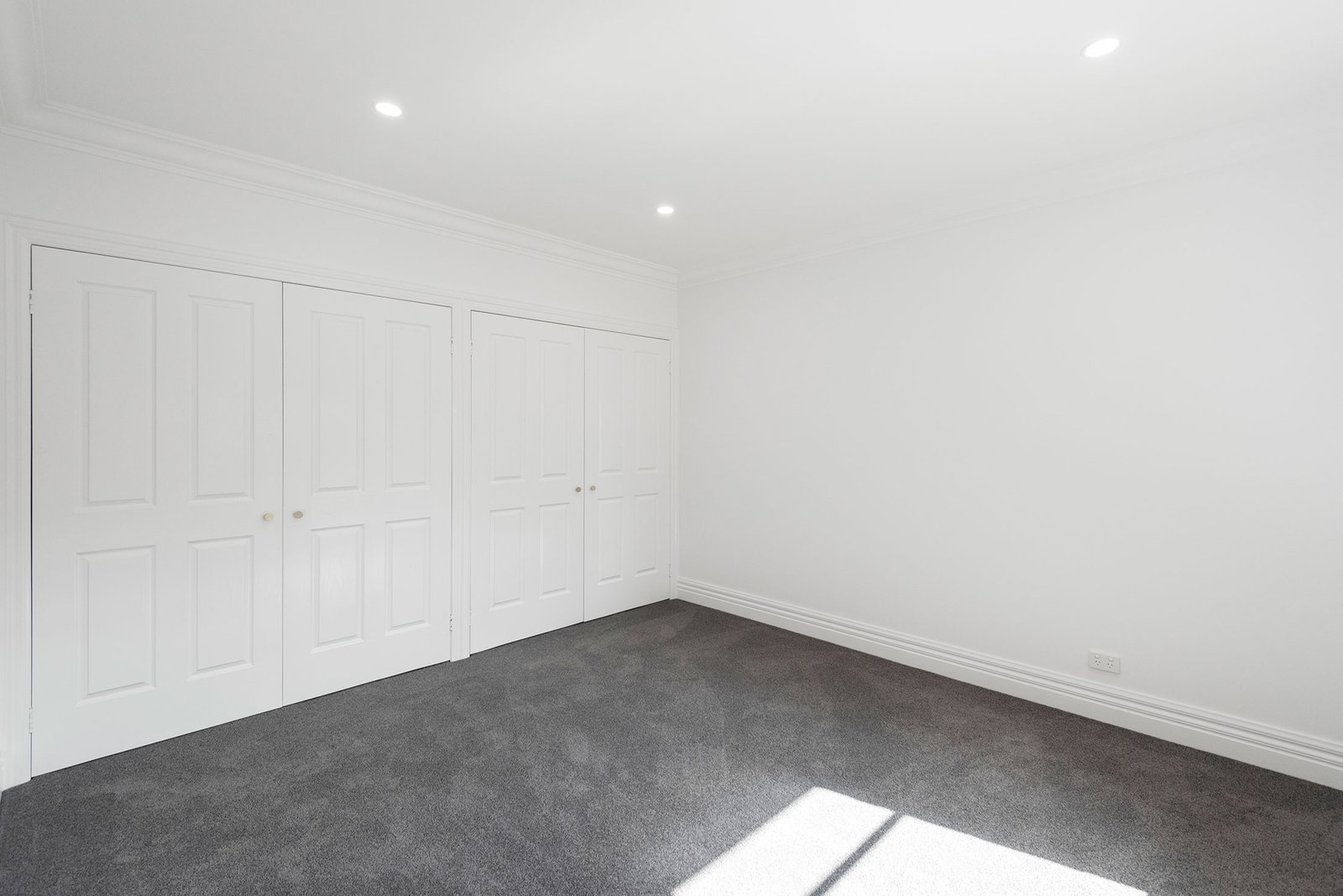 Gallery: 2/2 Munro Street