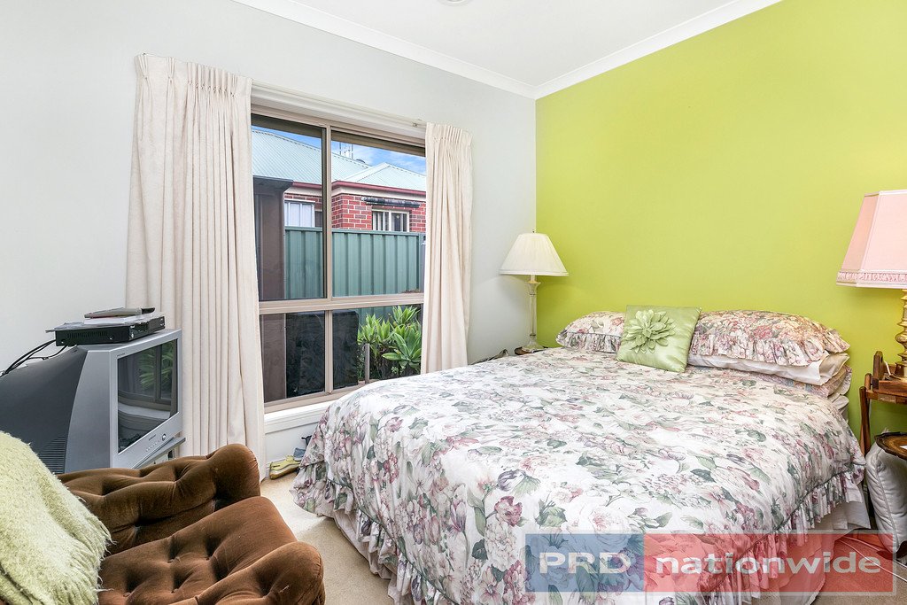 22 Norfolk Avenue LAKE GARDENS 9