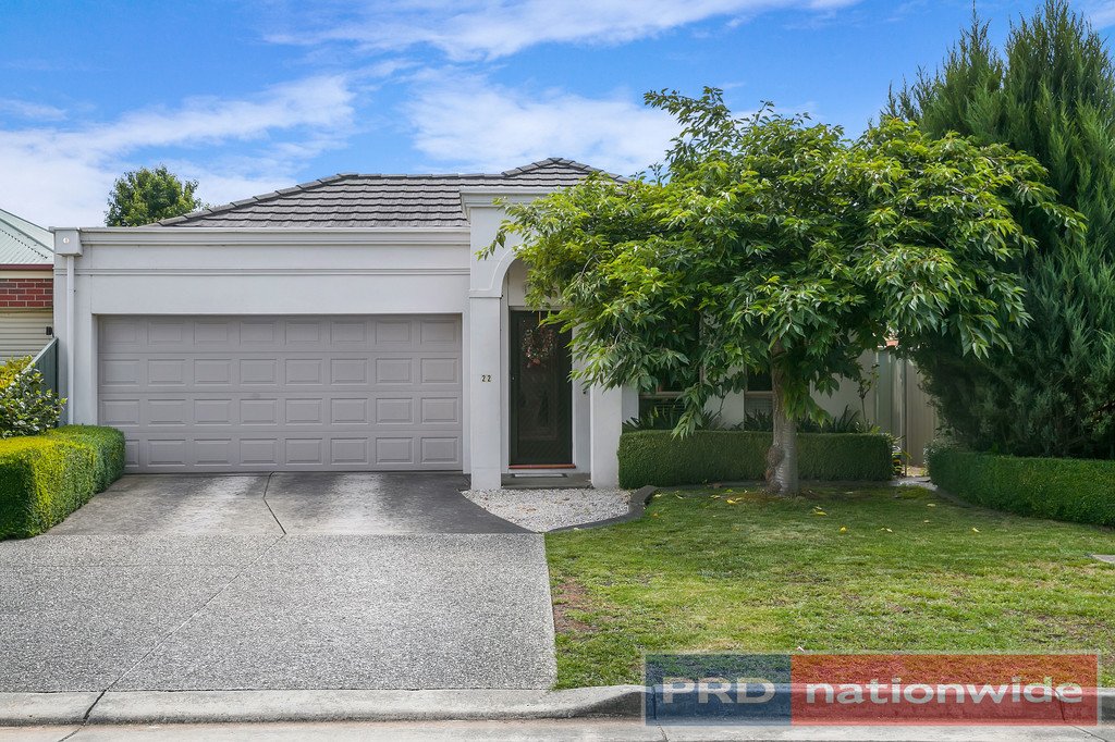22 Norfolk Avenue LAKE GARDENS 12