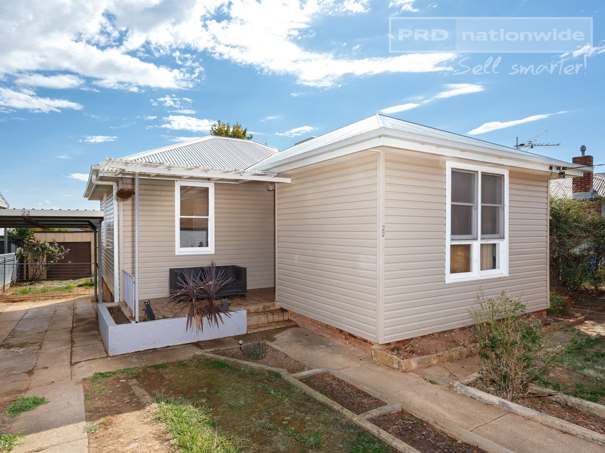 22 Northcott Parade MOUNT AUSTIN 1