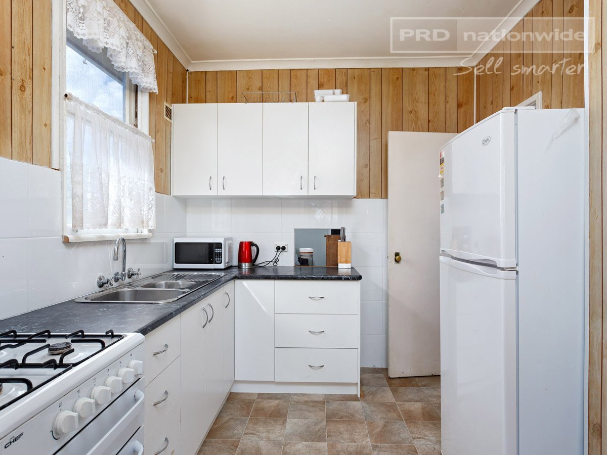 22 Northcott Parade MOUNT AUSTIN 3