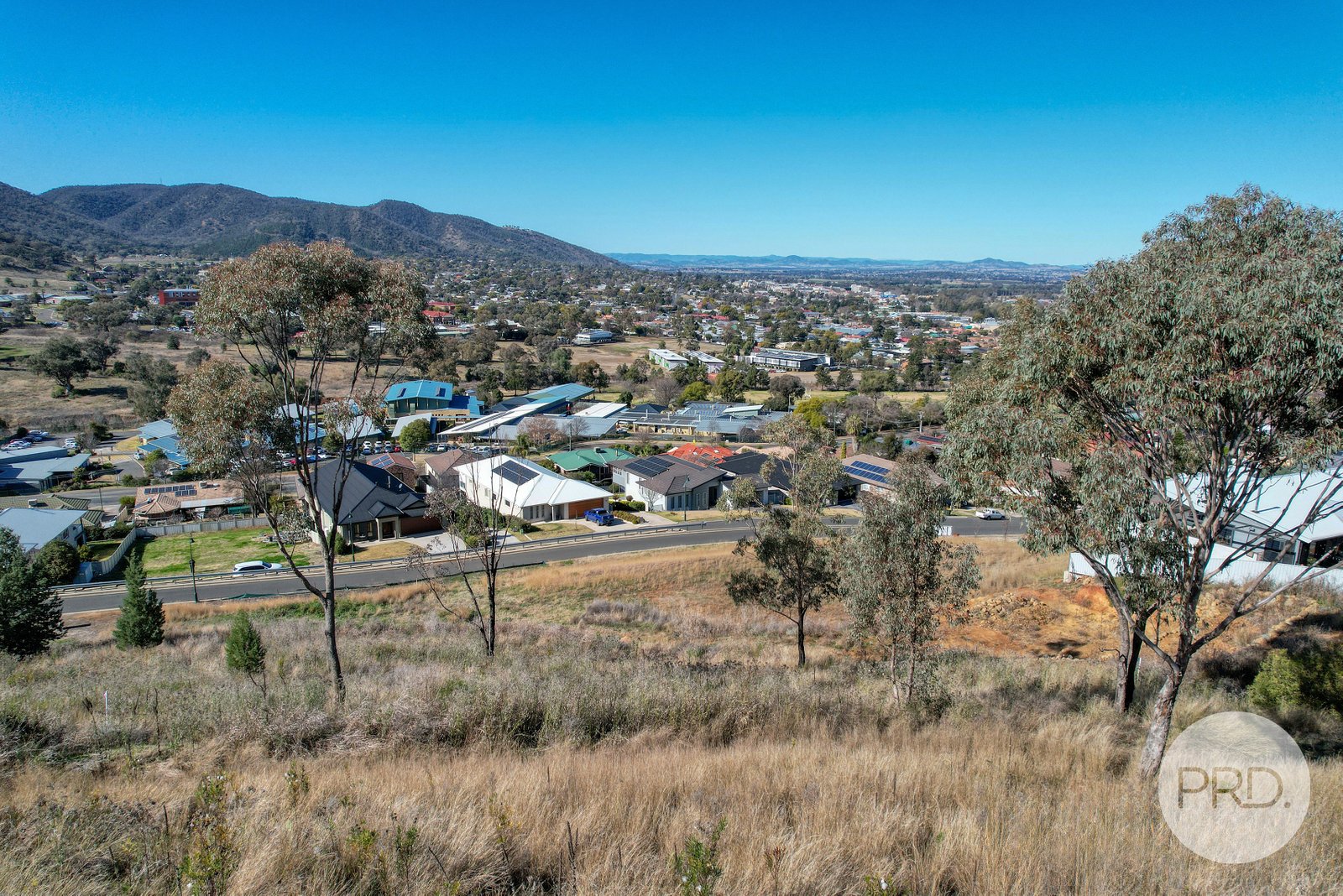 22 Oliver Street TAMWORTH 5
