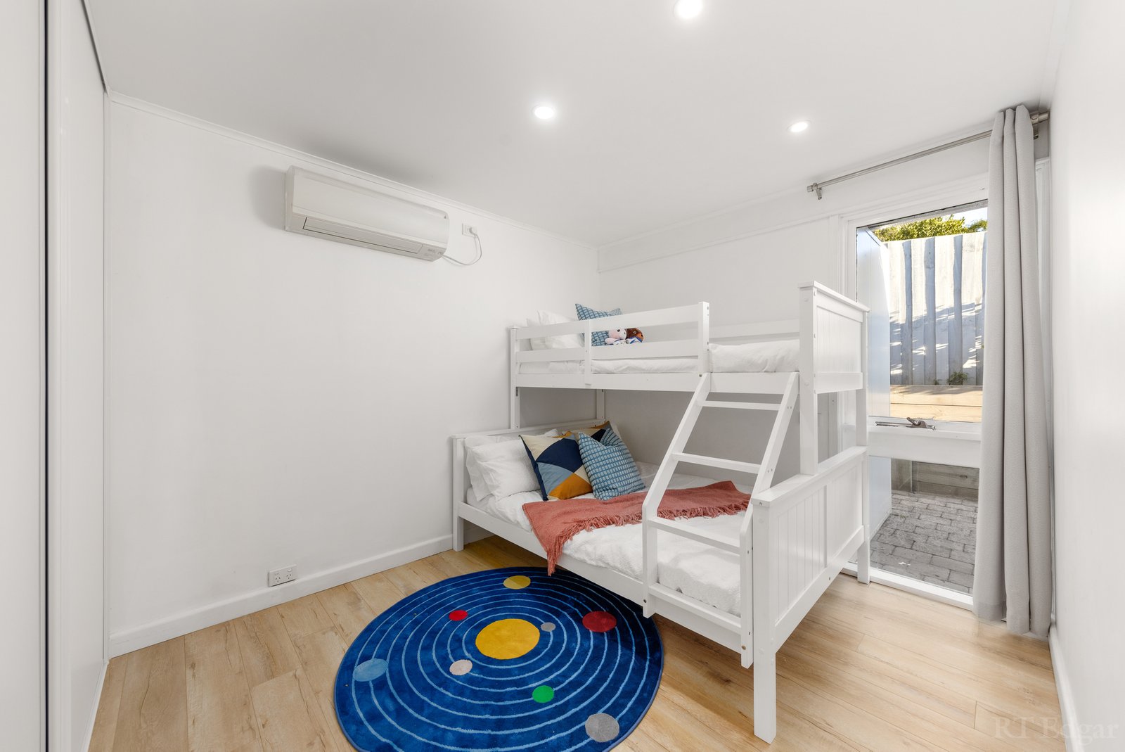 Real Estate and Property in 22 Olympus Drive, Templestowe Lower, VIC