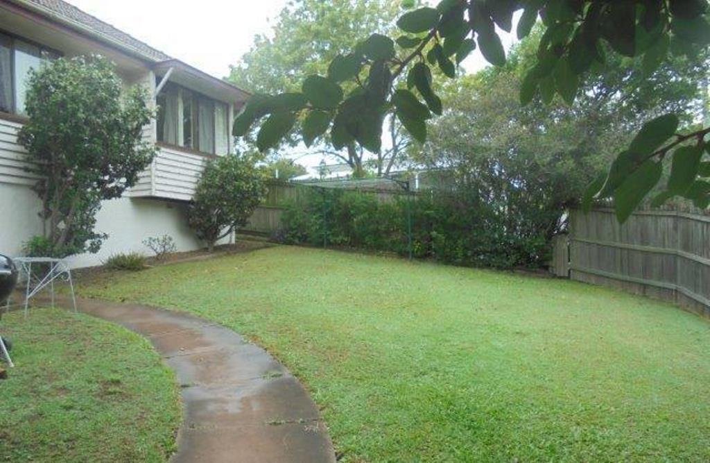 22 Oriel Road CLAYFIELD 2