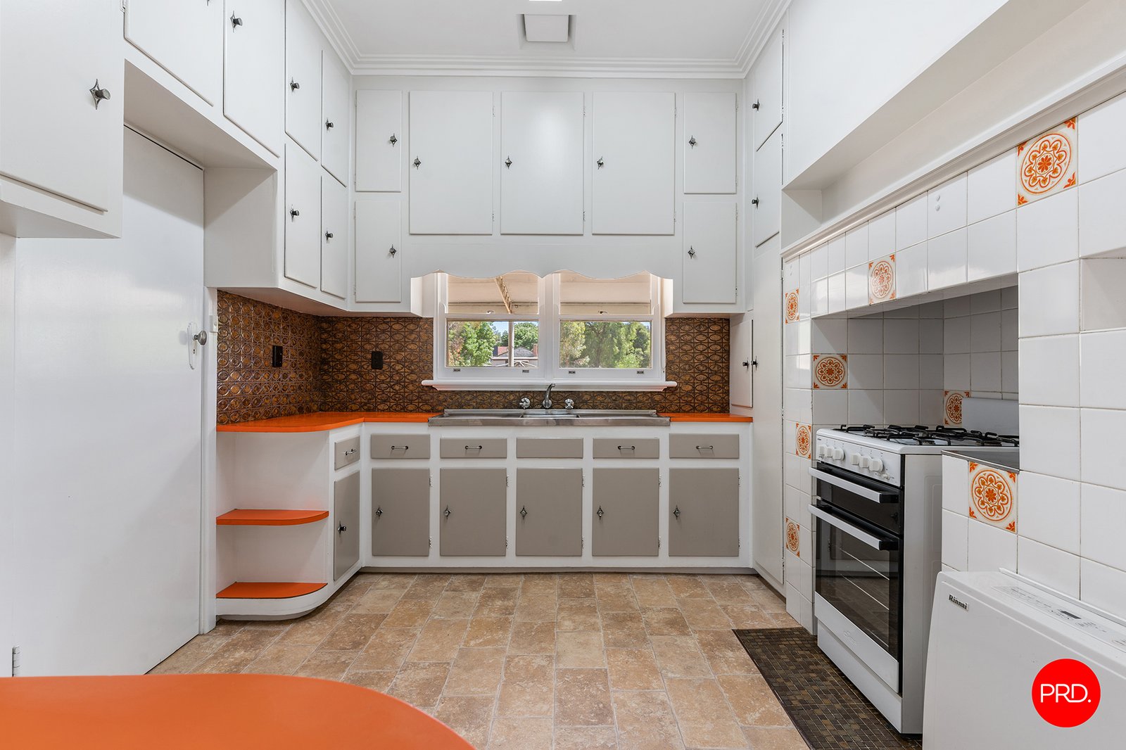 22 Pallett Street GOLDEN SQUARE 6