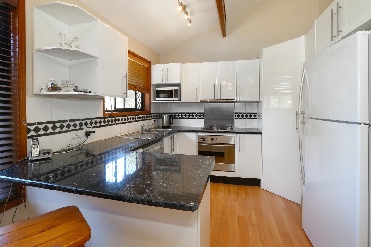 22 Palona Place ASHMORE 6