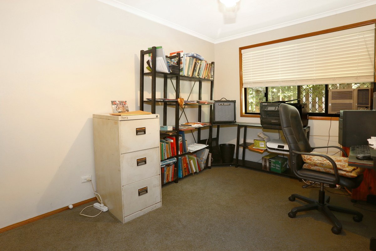 22 Palona Place ASHMORE 11