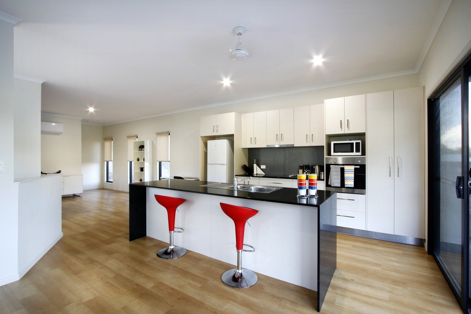 22 Parker Road CANNONVALE 1