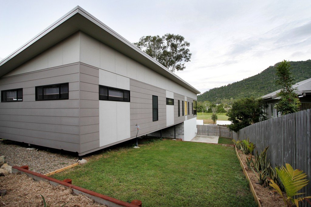 22 Parker Road CANNONVALE 17