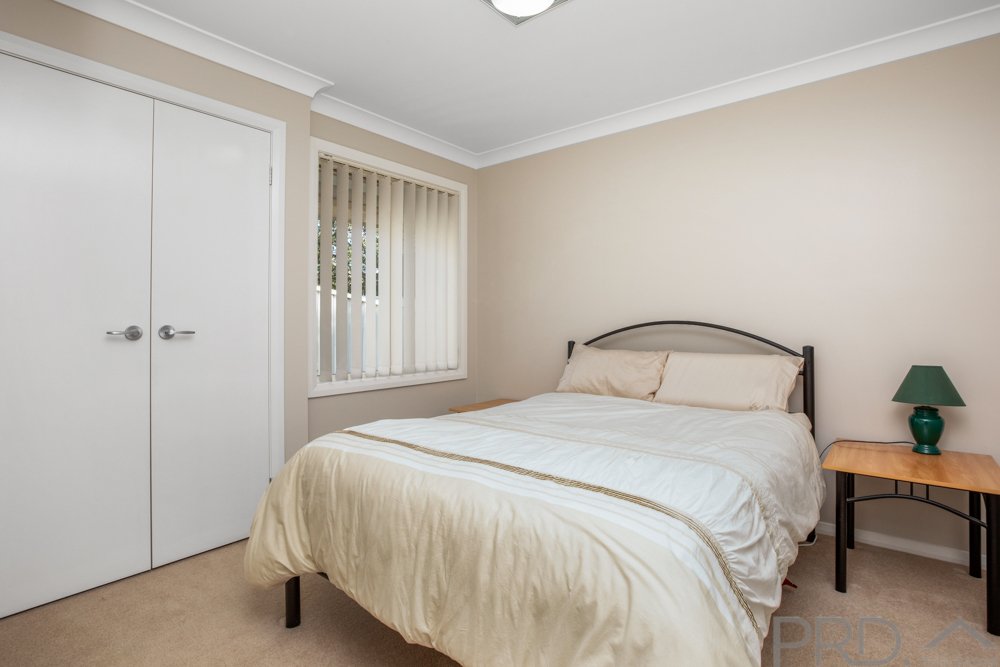 22 Parklands Road LARGS 19