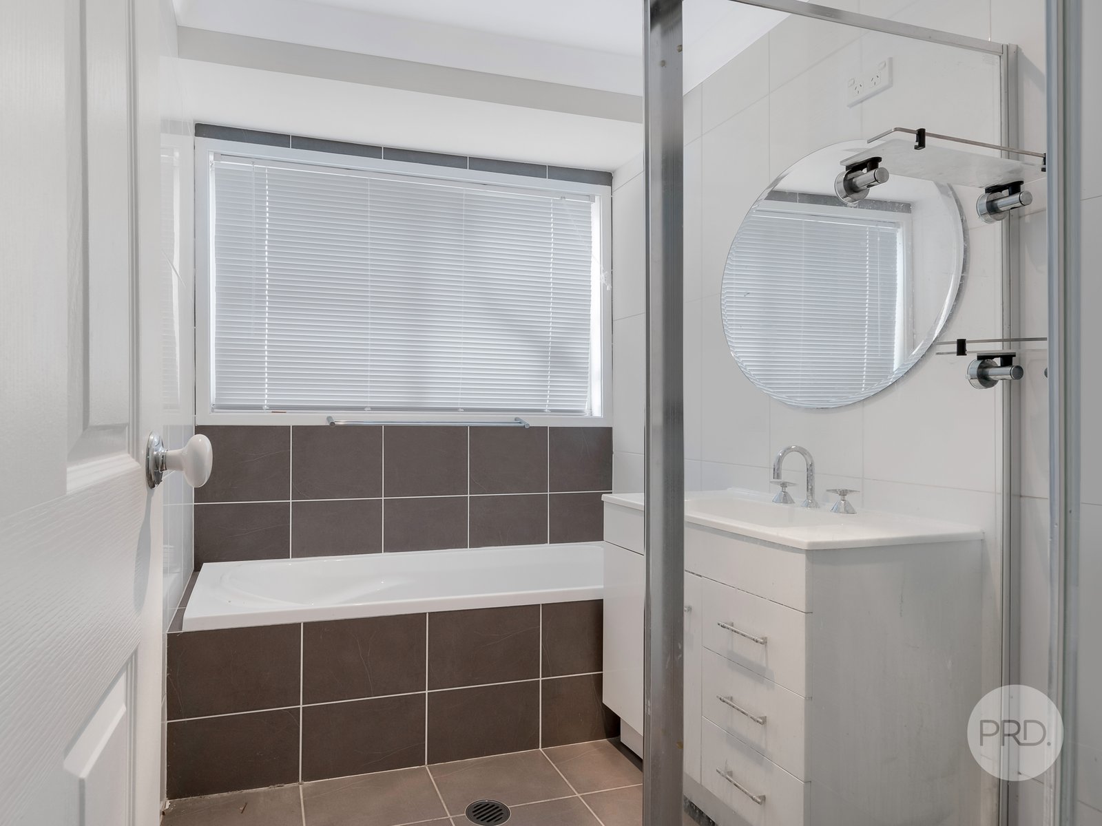 22 Parkside Avenue WERRINGTON DOWNS 11