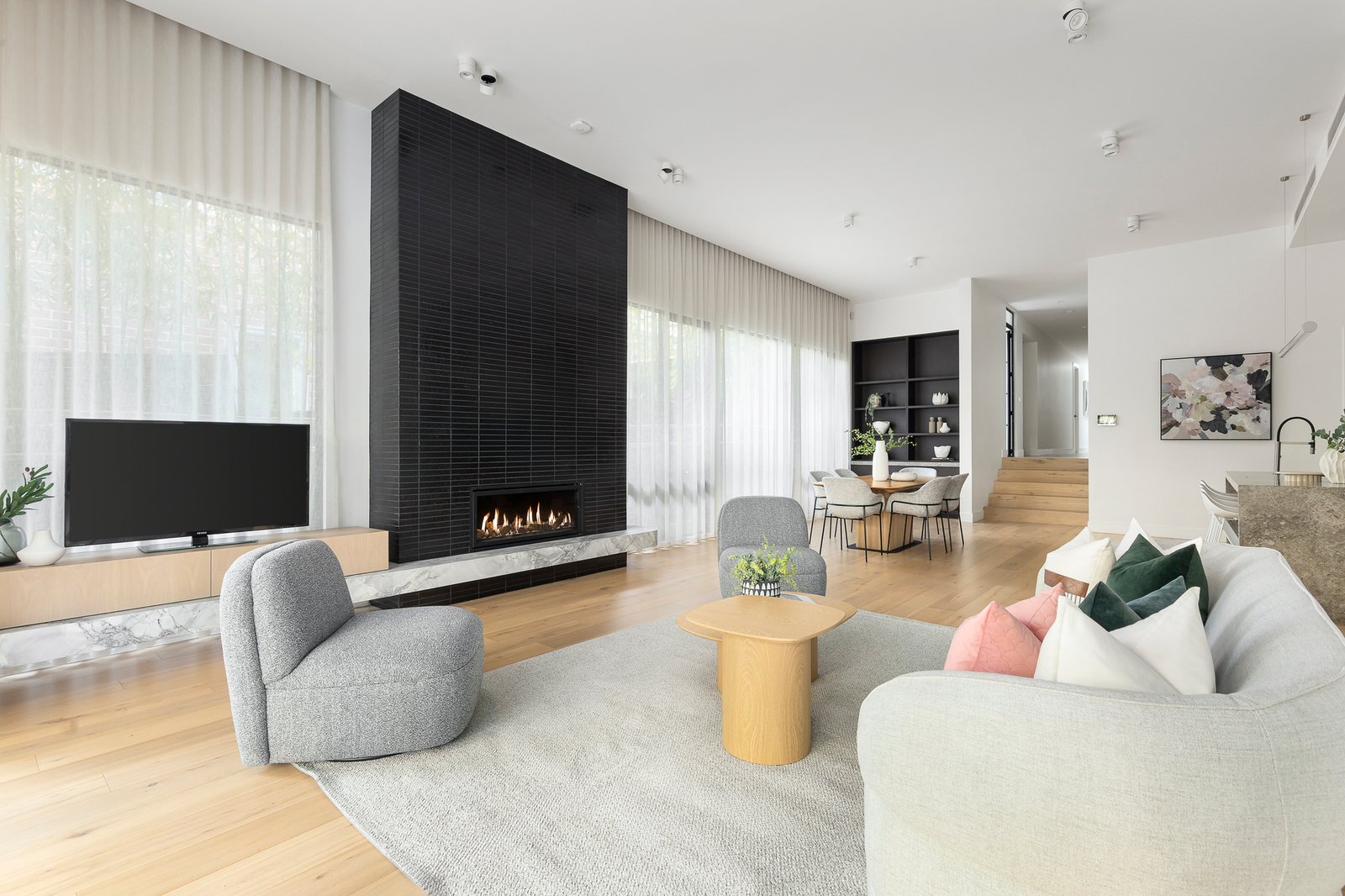 2/2 Peak Street, Malvern East, 3145