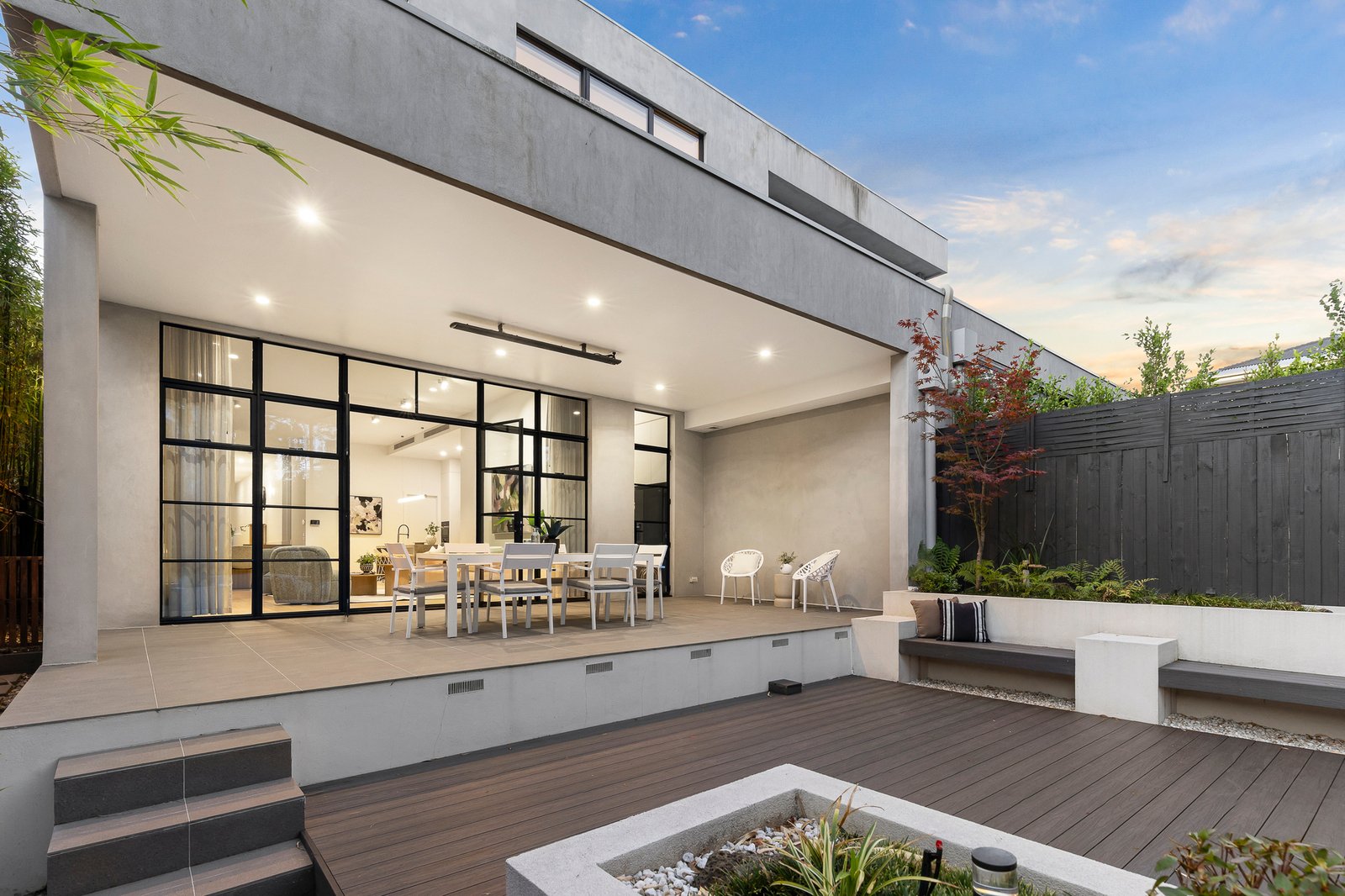 2/2 Peak Street, Malvern East, 3145