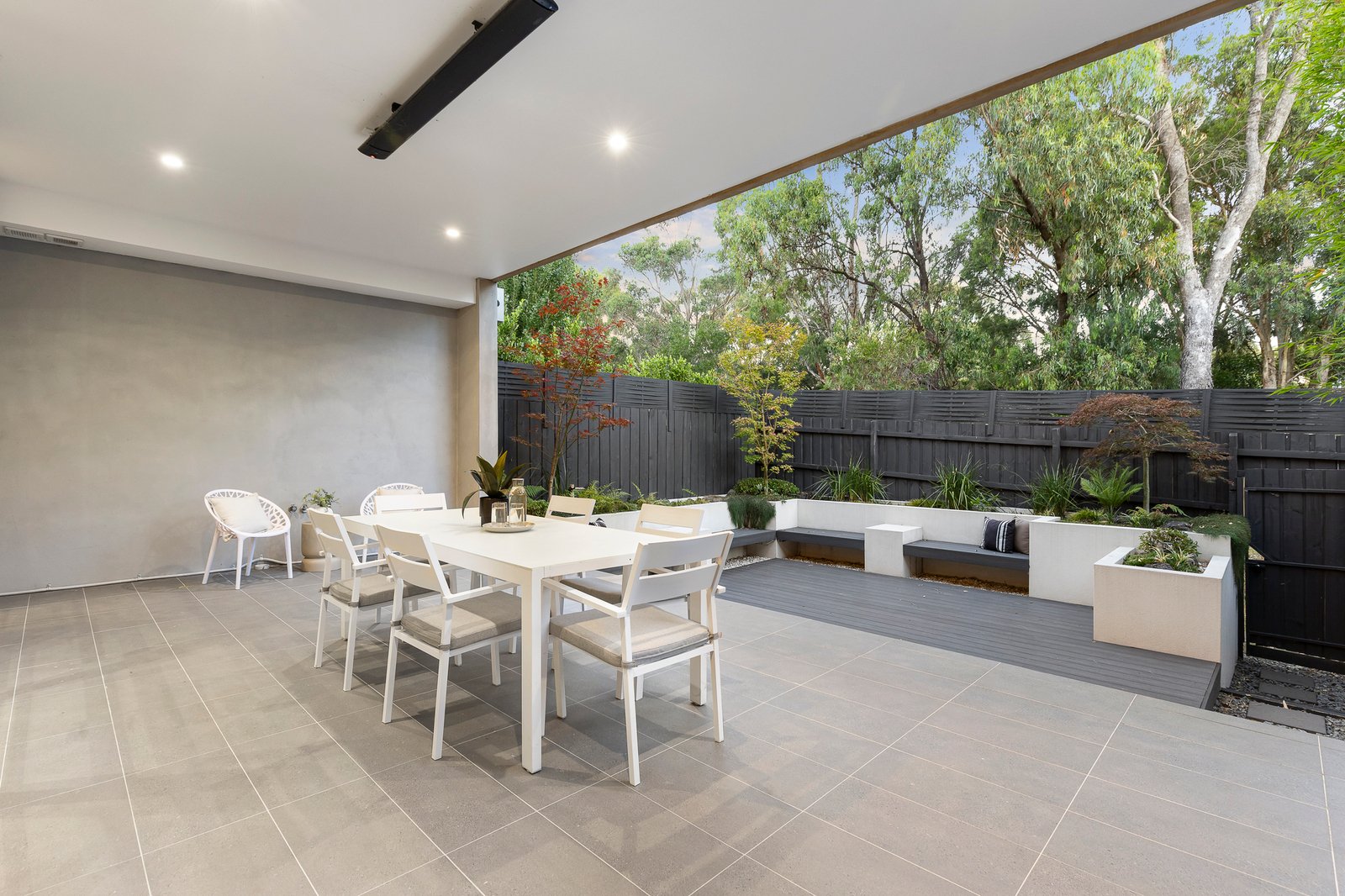 2/2 Peak Street, Malvern East, 3145