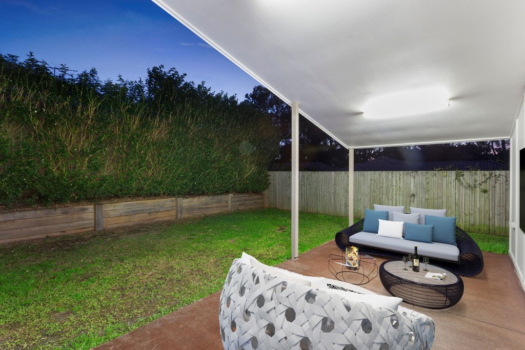 22 PENTECOST Place REDLAND BAY 9