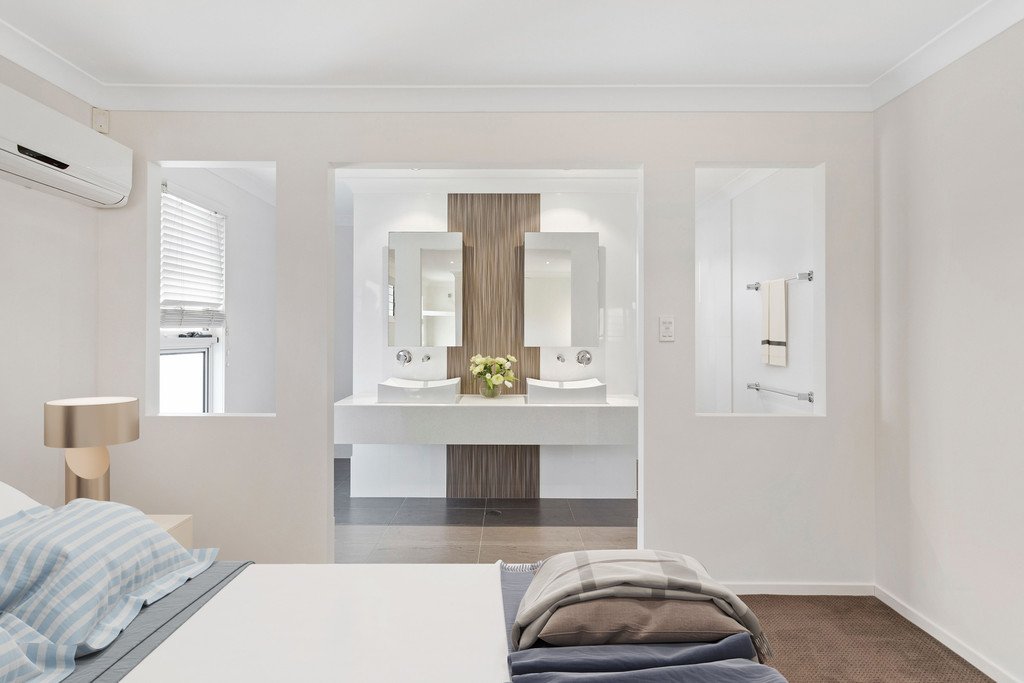 22 PENTECOST Place REDLAND BAY 13