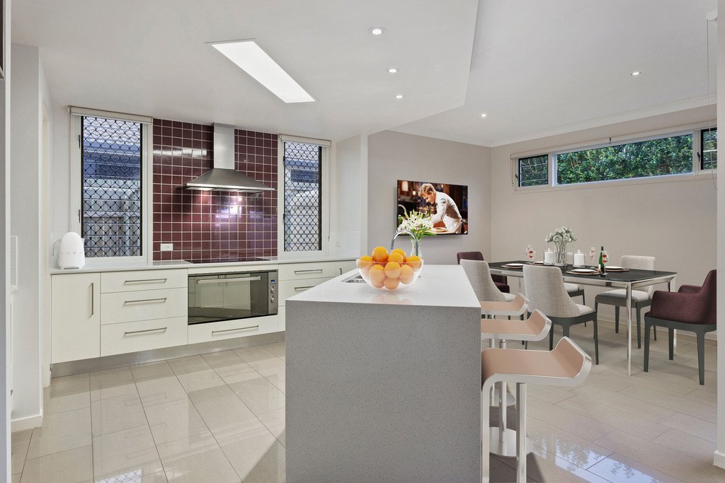 22 PENTECOST Place REDLAND BAY 1