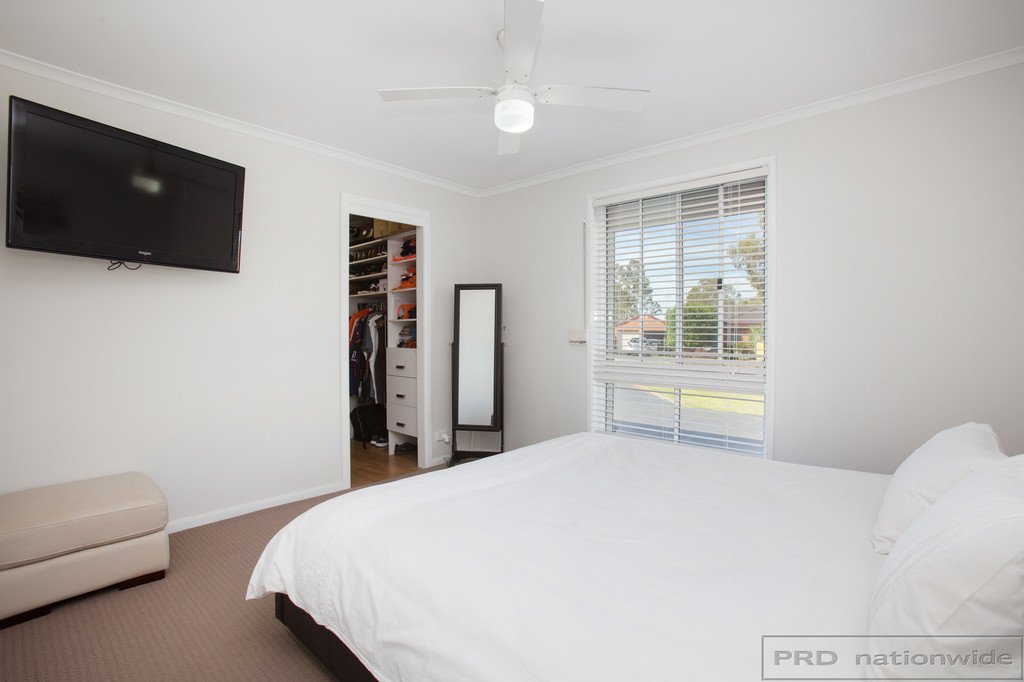 22 Pepler Pl  THORNTON 8