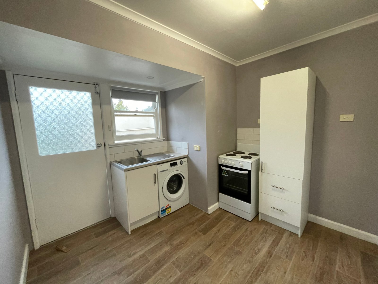 2/2 Perkins Street QUIRINDI 3