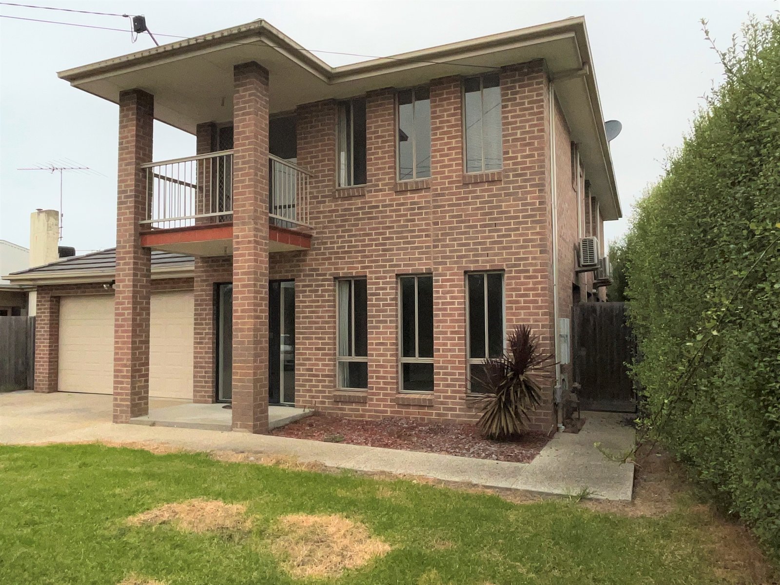 Gallery: 22 Pettitt Crescent