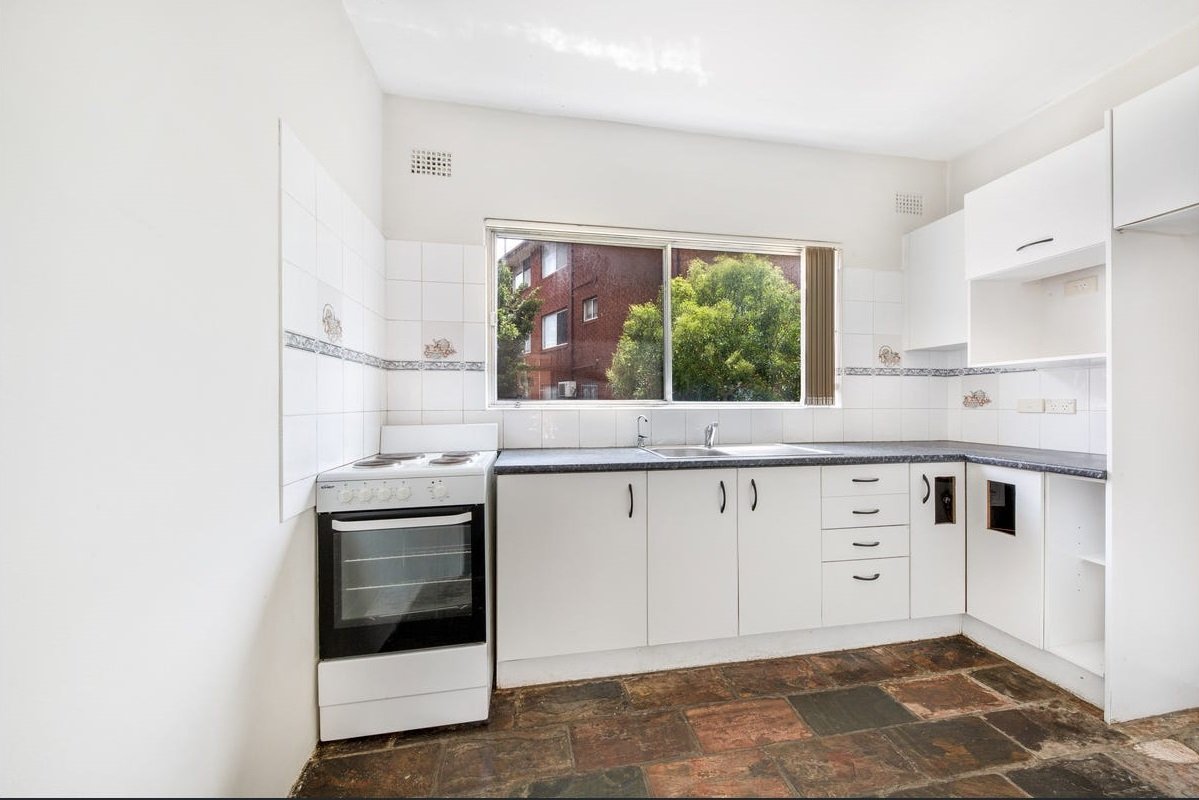 2/2 Podmore Place HILLSDALE 2