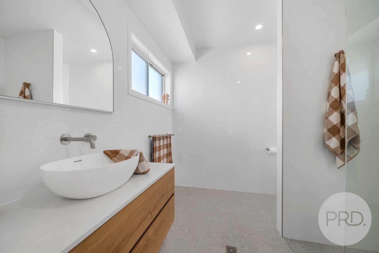 22 Preston Crescent LLOYD 6