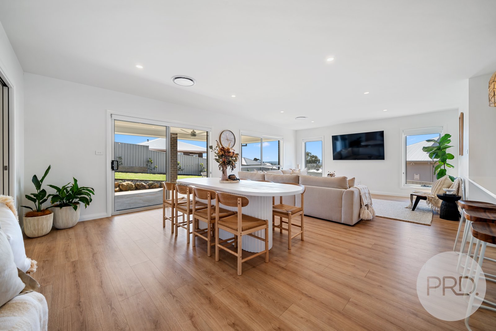 22 Preston Crescent LLOYD 11