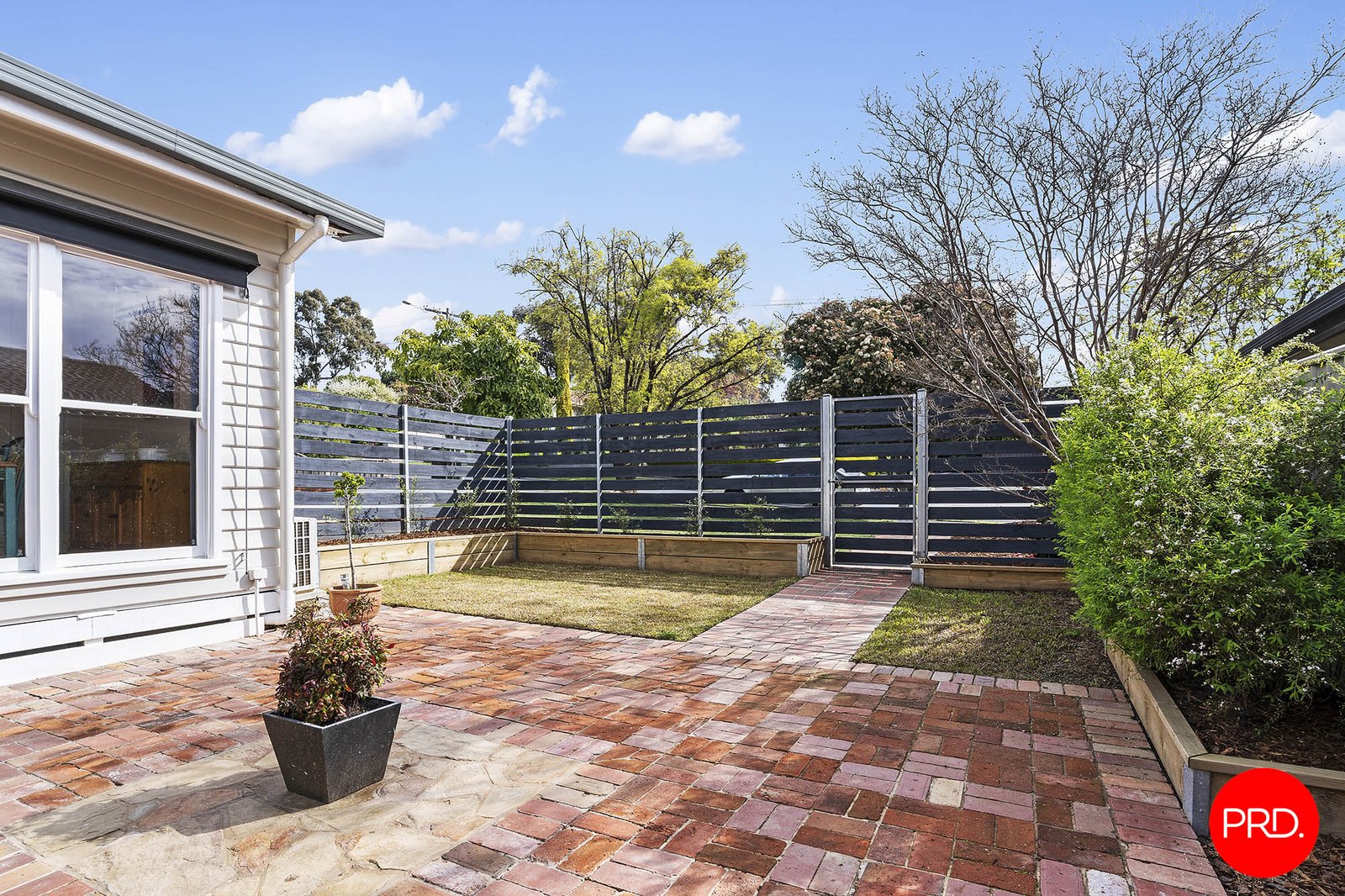 22 Putnam Avenue STRATHDALE 11