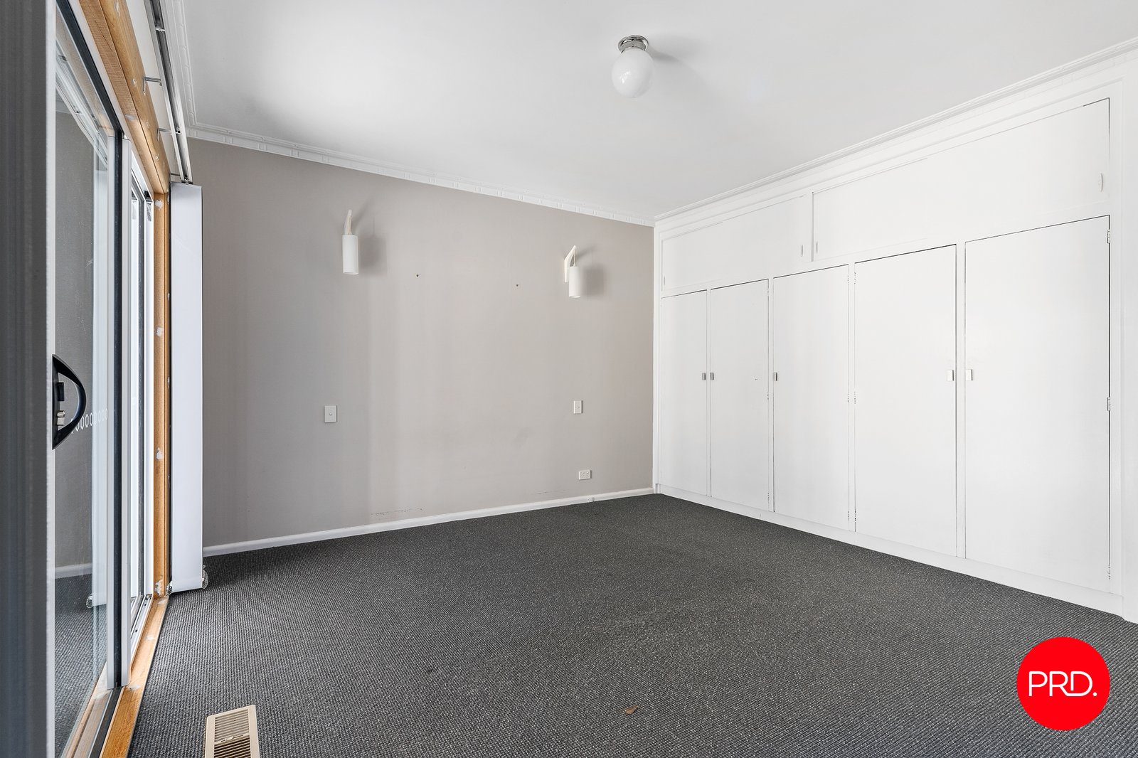 22 Putnam Avenue STRATHDALE 13