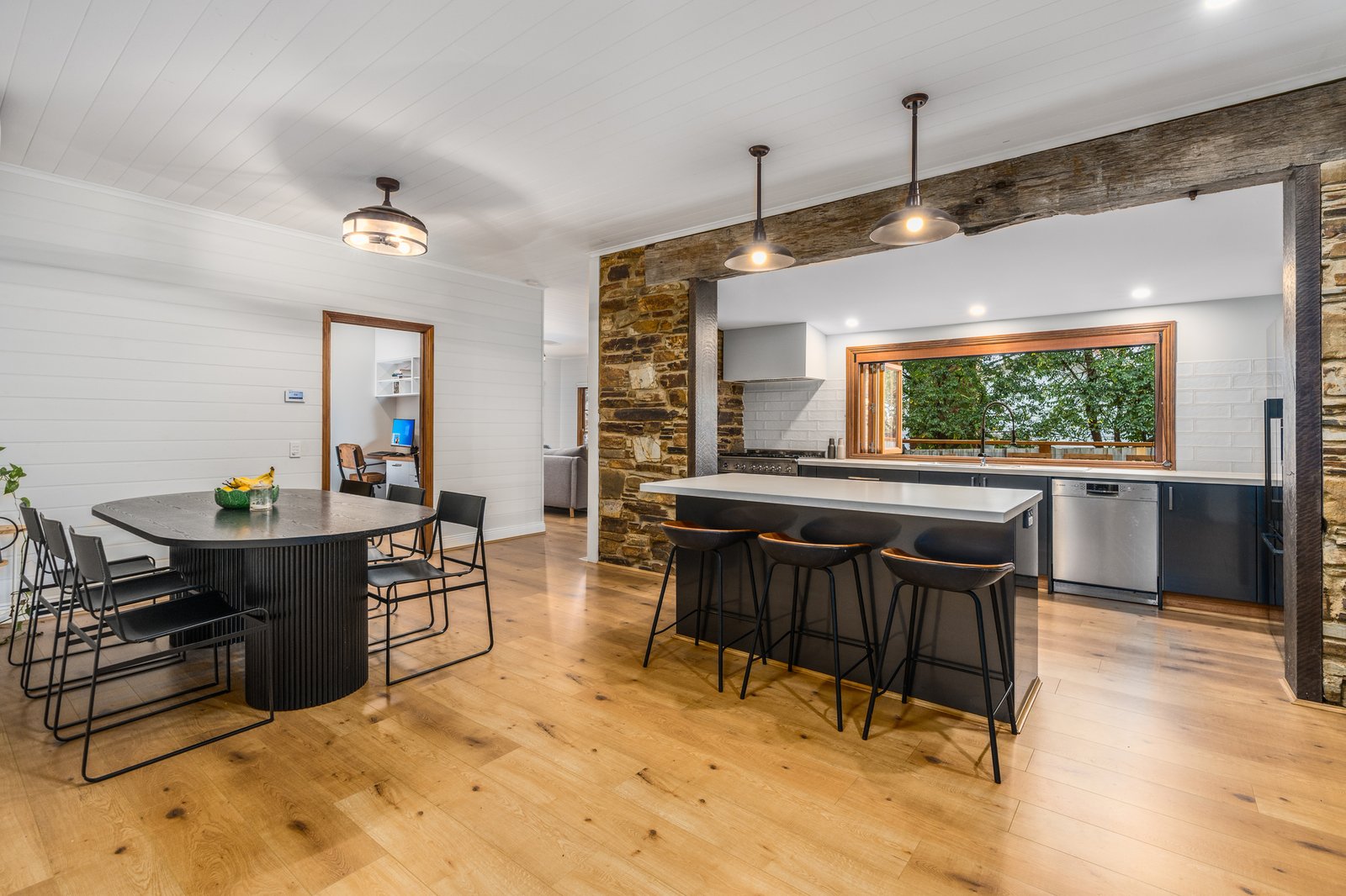 Gallery: 22 Queens Park Road